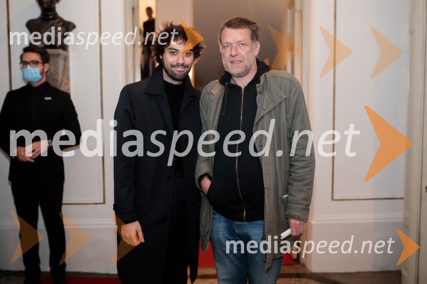  Benjamin Krnetić, igralec;  Jernej Lorenci, gledališki režiserMandićCirkus, premiera