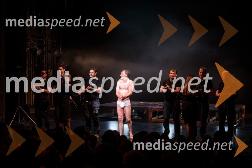 MandićCirkus, premiera