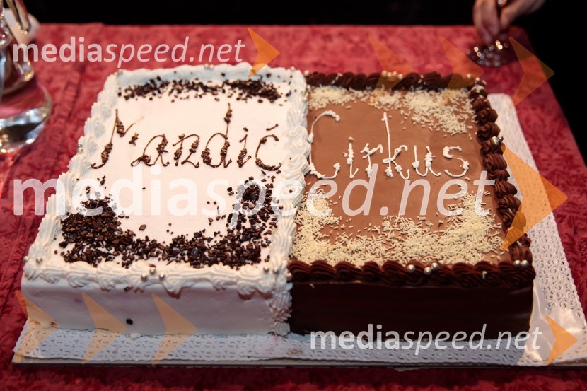 MandićCirkus, premiera