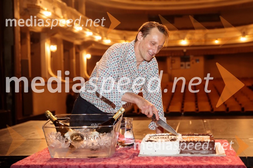  Marko  Mandić, igralecMandićCirkus, premiera