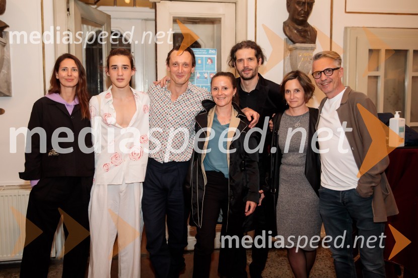  ... ;  Voranc Mandić, igralec;  Marko  Mandić, igralec;  ... ;  ... ;  ... ;  ... MandićCirkus, premiera