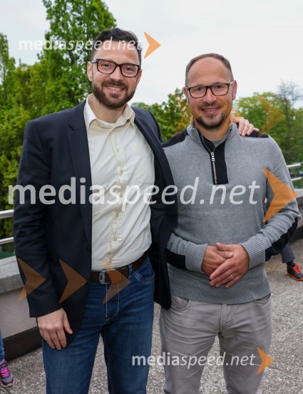  Andor Ferenc Dávid, madžarski veleposlanik v Sloveniji;  Jernej Vrtovec, minister za infrastrukturoSlovenija - Madžarska, hokejska tekma, VIP