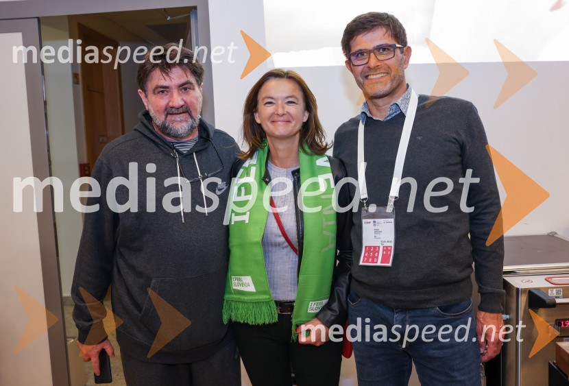  Anton Niculescu, romunski veleposlanik;  Tanja  Fajon, predsednica stranke SD ;  Matjaž Rakovec, predsednik Hokejske zveze SlovenijeSlovenija - Madžarska, hokejska tekma, VIP