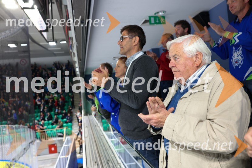  Matjaž Rakovec, predsednik Hokejske zveze Slovenije;  Milan Kučan, nekdanji predsednik Republike SlovenijeSlovenija - Madžarska, hokejska tekma, VIP