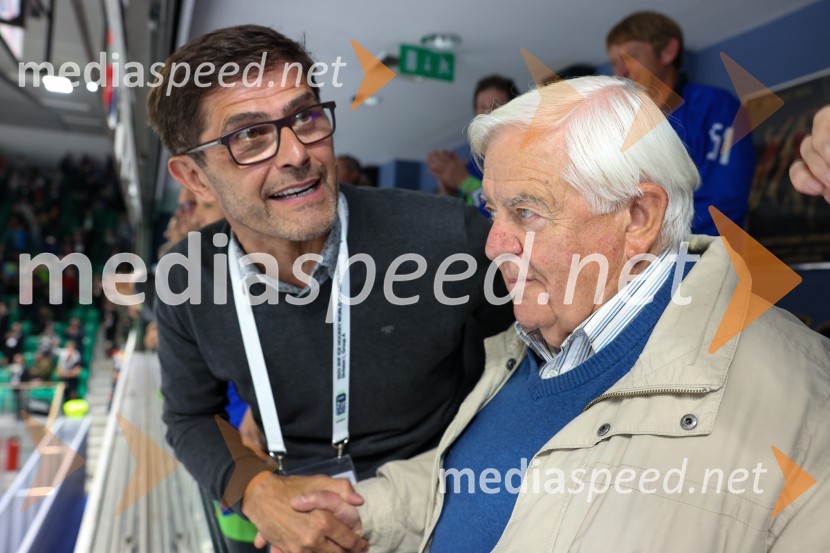  Matjaž Rakovec, predsednik Hokejske zveze Slovenije;  Milan Kučan, nekdanji predsednik Republike SlovenijeSlovenija - Madžarska, hokejska tekma, VIP