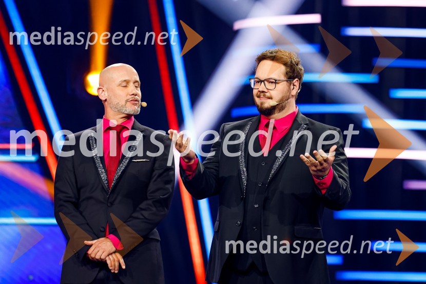  Peter Poles, televizijski voditelj;  Sašo Stare, stand up komik, voditeljZnan obraz ima svoj glas, 8. oddaja