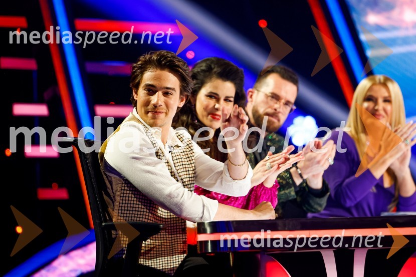  Bojan Cvjetićanin, Joker Out;  Ana Maria Mitić, stand up komičarka;  Andrej Škufca, štirikratni svetovni plesni prvak in plesni sodnik;  Helena Blagne, pevkaZnan obraz ima svoj glas, 8. oddaja