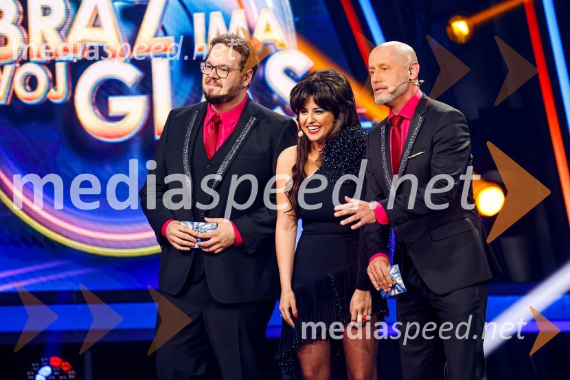  Sašo Stare, stand up komik, voditelj;  Nastja  Gabor, pevka;  Peter Poles, televizijski voditeljZnan obraz ima svoj glas, 8. oddaja