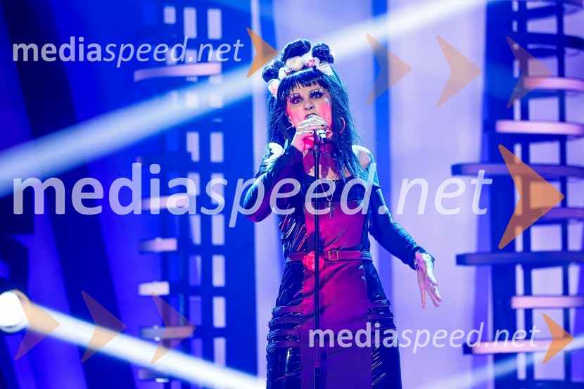  Damjana Golavšek, pevkaZnan obraz ima svoj glas, 8. oddaja