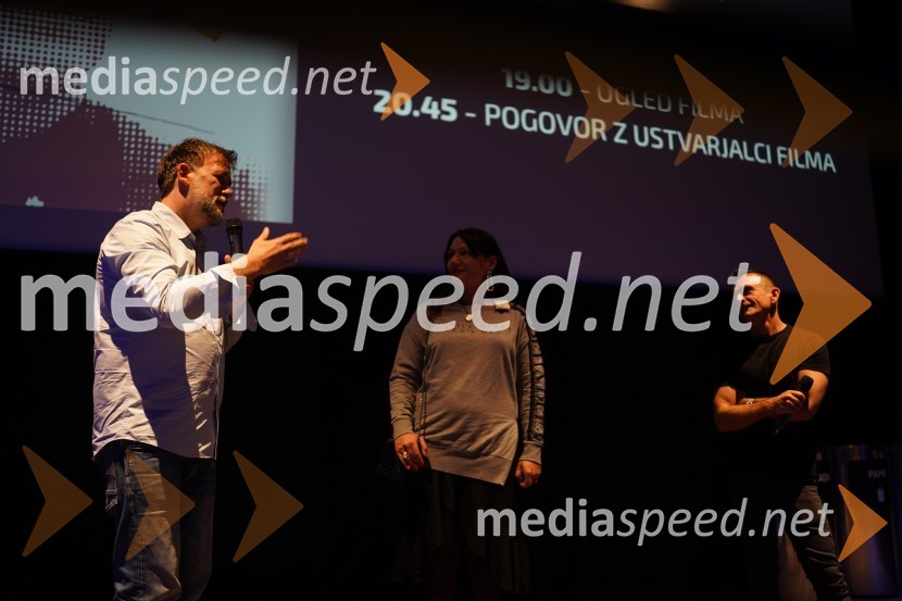  Vlado Bulajić, filmski producent;  Mirel Knez, igralka;  Damjan Vinter, voditeljInventura, premiera slovenskega filma v Maribox