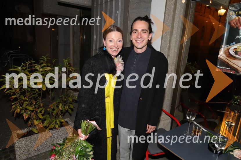  Nataša Matjašec Rošker, igralka;  Petja Labović, igralecNe ti meni Alice, premiera avtorskega projekta, SNG Maribor