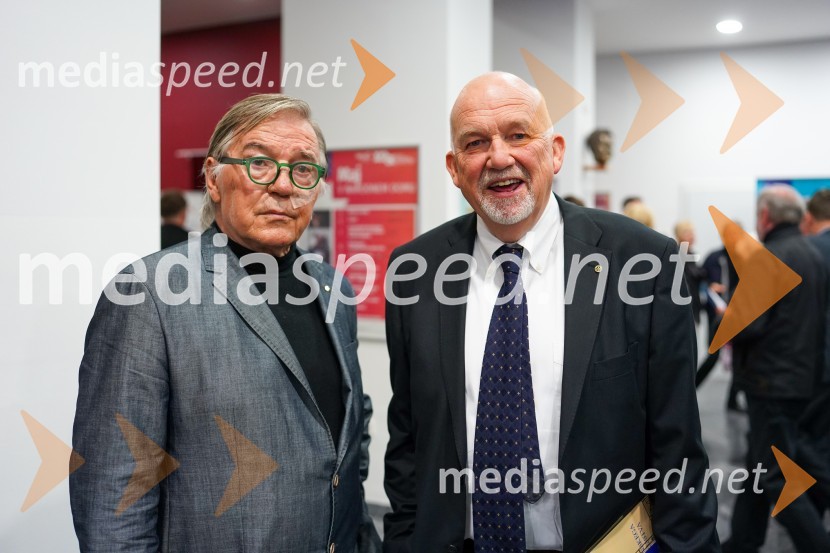  Janez Jaka Pucihar, RC Ljubljana, prejemnik državnega odlikovanja za humanitarno dejavnost in idejni vodja Miklavževega koncerta;  Janez Rogelj, ustanovni član RC LjubljanaDobrodelni koncert mednarodnega rotarijskega orkestra ob 30-letnici Rotary kluba Maribor