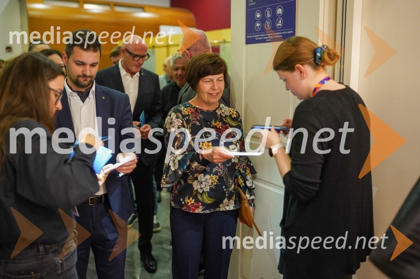 Dobrodelni koncert mednarodnega rotarijskega orkestra ob 30-letnici Rotary kluba Maribor