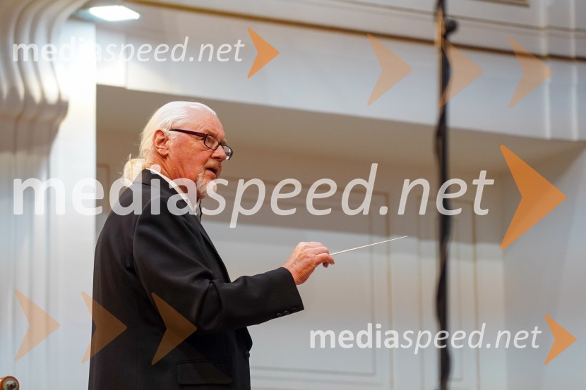  Ervin Hartman, idejni vodja Mednarodnega rotary orkestra in član RC LeibnitzDobrodelni koncert mednarodnega rotarijskega orkestra ob 30-letnici Rotary kluba Maribor