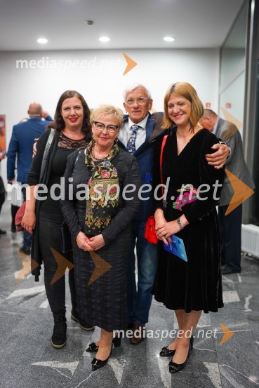  Eva Rapoc; dr. Ljudmila Kolenc, RC Maribor Grad in nekdanja glavna tajnica Fakultete za zdravstvene vede, UMB; mag. Alojzij Kolenc, ustanovni član RC Maribor, nekdanji urolog; mag. Nina Kolenc,  članica vodstva D 1912 Slovenija in Severna Makedonija, profesorica športne vzgojeDobrodelni koncert mednarodnega rotarijskega orkestra ob 30-letnici Rotary kluba Maribor