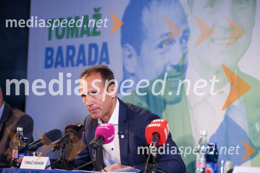  Tomaž Barada, taekwondoist in kickbokser, predsednik Športne zveze Maribor, predsednik Športne zveze Maribor, podpredsednik Olimpijskega komiteja SlovenijeTomaž Barada napovedal kandidaturo za predsednika OKS