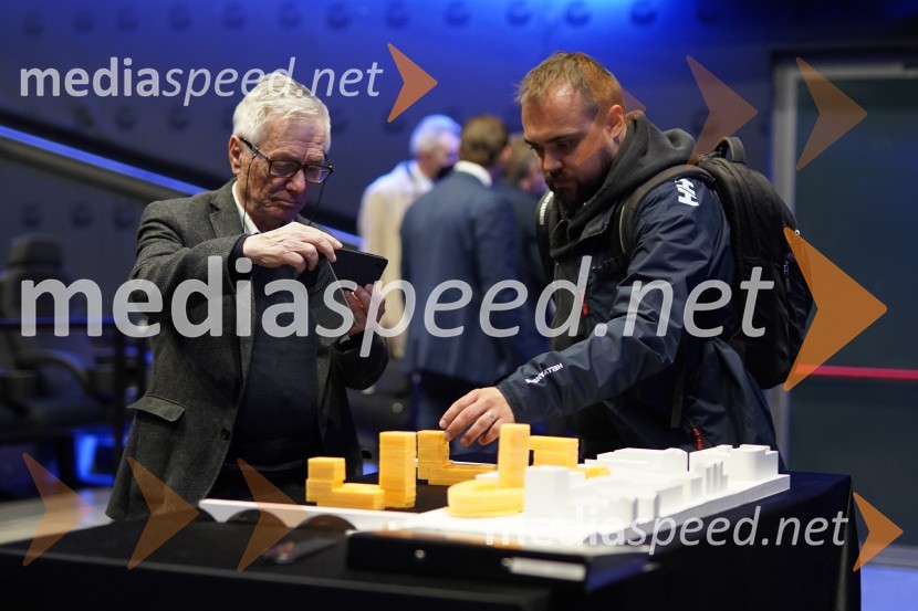 Šestim arhitekturnim birojem danes predstavljeno gradivo za ureditev območja »Levi breg«