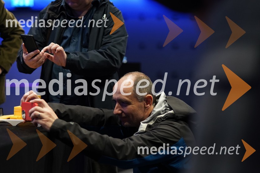 Šestim arhitekturnim birojem danes predstavljeno gradivo za ureditev območja »Levi breg«