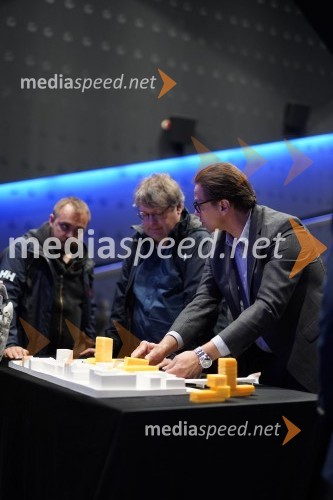  ... ;  ... ;  Stipe Jerić, direktor MariboxŠestim arhitekturnim birojem danes predstavljeno gradivo za ureditev območja »Levi breg«