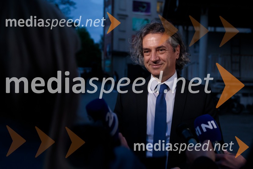  Robert Golob, predsednik stranke Gibanje SvobodaDan zmage z Marcelom Štefančičem Jr