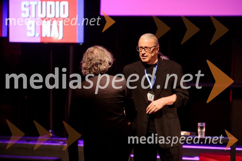  Robert Golob, predsednik stranke Gibanje Svoboda; mag. Marcel Štefančič ml., filmski kritik, publicist in TV voditeljDan zmage z Marcelom Štefančičem Jr