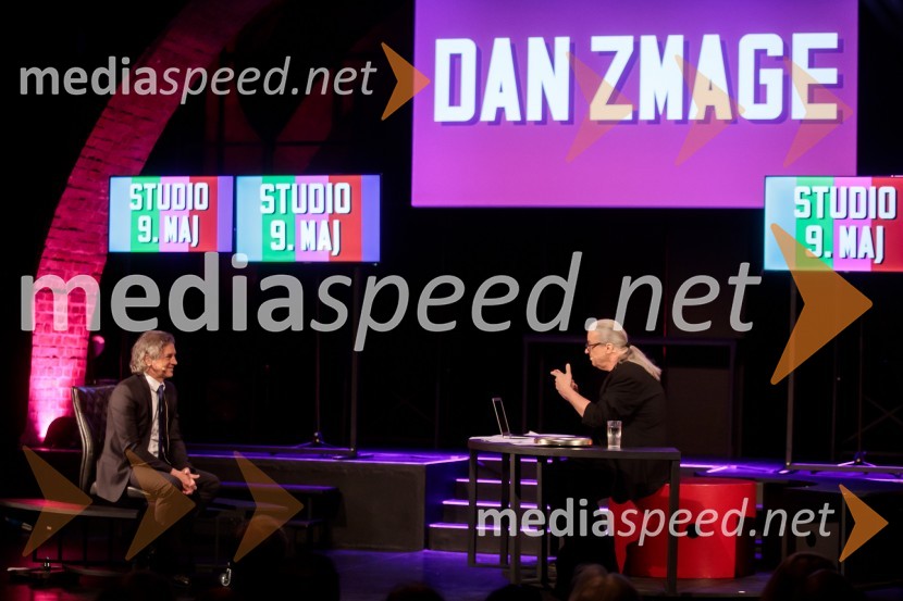  Robert Golob, predsednik stranke Gibanje Svoboda; mag. Marcel Štefančič ml., filmski kritik, publicist in TV voditeljDan zmage z Marcelom Štefančičem Jr