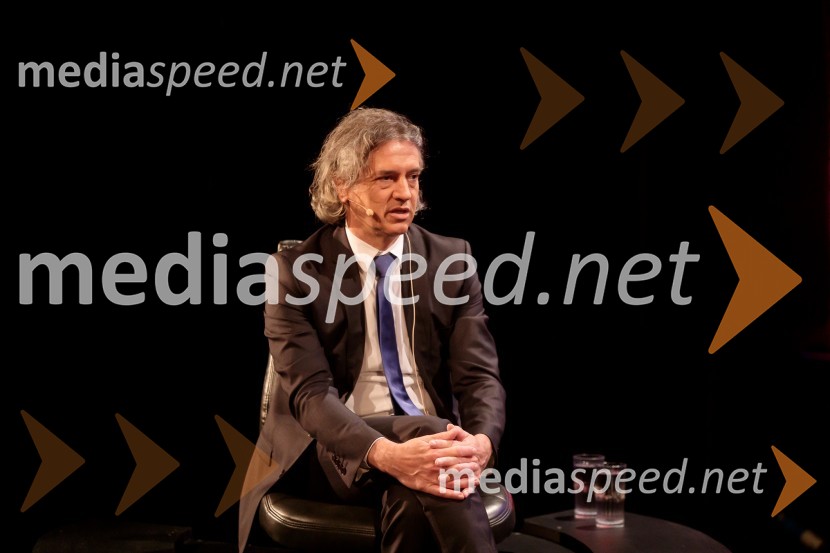  Robert Golob, predsednik stranke Gibanje SvobodaDan zmage z Marcelom Štefančičem Jr