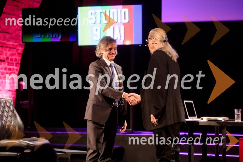  Robert Golob, predsednik stranke Gibanje Svoboda; mag. Marcel Štefančič ml., filmski kritik, publicist in TV voditeljDan zmage z Marcelom Štefančičem Jr