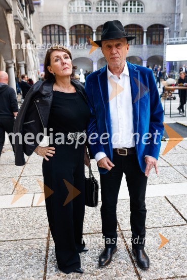  Eva  Strmljan Kreslin,  direktorica, javni zavod Mala ulica;  Vlado Kreslin, glasbenikOtvoritev nove strehe v Poletnem gledališču Križank