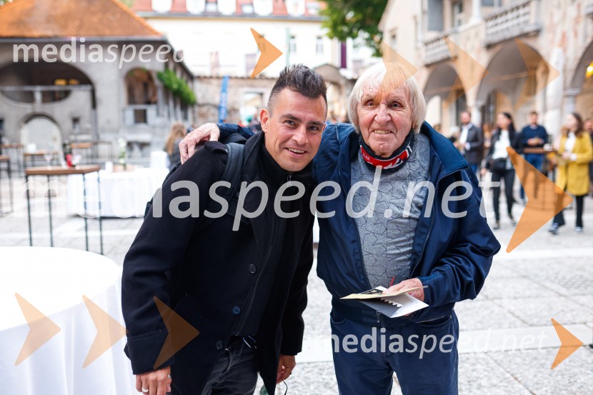  Omar Naber, glasbenik;  Tone Fornezzi - Tof, novinarOtvoritev nove strehe v Poletnem gledališču Križank