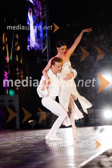  Denis Matvienko, baletni plesalec;  Anastasia Matvienko, baletna plesalkaOtvoritev nove strehe v Poletnem gledališču Križank