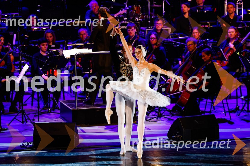  Anastasia Matvienko, baletna plesalkaOtvoritev nove strehe v Poletnem gledališču Križank