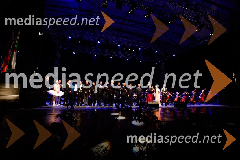 Otvoritev nove strehe v Poletnem gledališču Križank