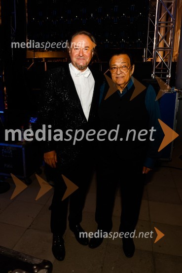  Patrik Greblo, dirigent;  Oto Pestner, pevecOtvoritev nove strehe v Poletnem gledališču Križank