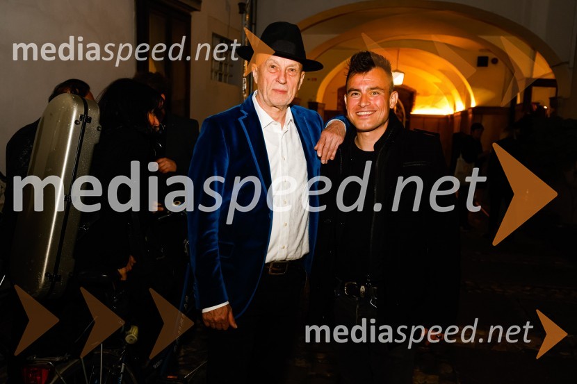  Vlado Kreslin, glasbenik;  Omar Naber, glasbenikOtvoritev nove strehe v Poletnem gledališču Križank