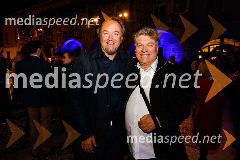  ... ;  Branko Robinšak, operni pevecOtvoritev nove strehe v Poletnem gledališču Križank