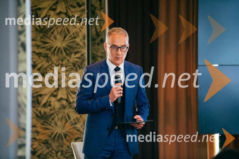  Igor Evgen Bergant, novinar in TV voditeljDeseta obletnica društva SI.RISK