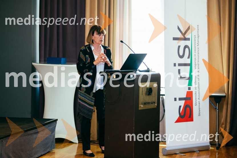 prof. dr. Lučka Kajfež Bogataj, klimatologinja, profesorica na Biotehniški fakulteti v LjubljaniDeseta obletnica društva SI.RISK