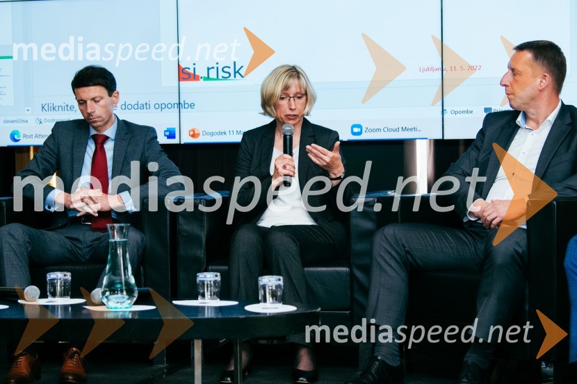 mag. Gorazd Jenko, izvršni direktor, Zavarovalnica Triglav d.d.;  Maja Šušteršič, vodja oddelka zavarovanj na Petrolu in predsednica Združenja S. I. RISK;  ... Deseta obletnica društva SI.RISK