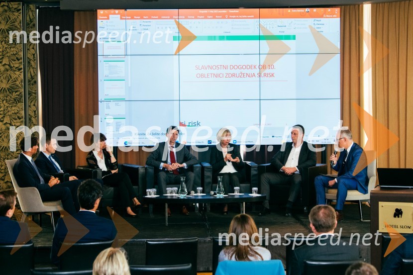 Deseta obletnica društva SI.RISK