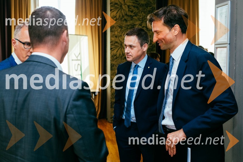 dr. Timotej Jagrič, redni profesor za področje aplikativne ekonomije, ekonometrije in financ na Ekonomsko poslovni fakulteti v Mariboru; mag. Kristijan Hvala, vodja področja ekonomike poslovanja Združenja bank SlovenijeDeseta obletnica društva SI.RISK