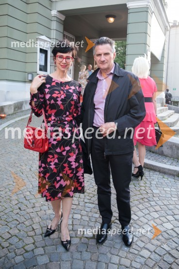  Jerca Legan Cvikl, predsednica fundacije Ženske brez meja in soorganizatorka WEF Slovenia 2020;  Milan Martin Cvikl,  član Sveta direktorjev Evropske banke za obnovo in razvoj (EBRD)Veliki diktator, premiera drame