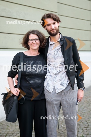 Veliki diktator, premiera drame