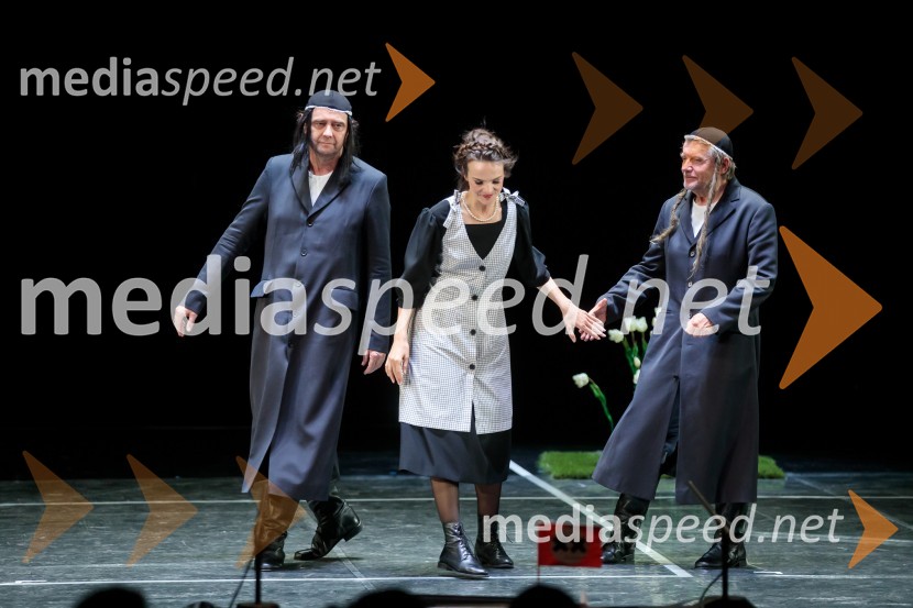  Matija Rozman, igralec;  Tina Vrbnjak, igralka;  Zvone Hribar, igralecVeliki diktator, premiera drame