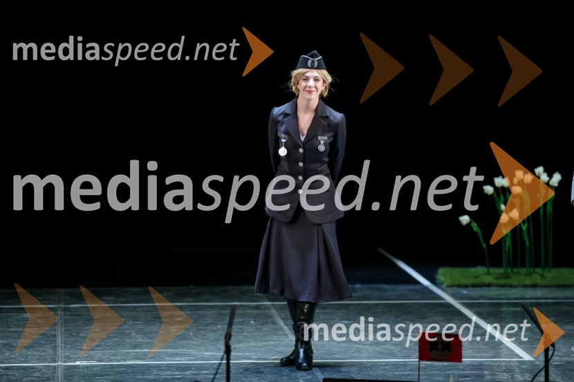  Eva Jesenovec, igralkaVeliki diktator, premiera drame