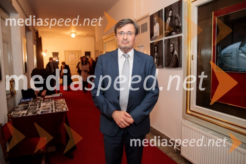 Veliki diktator, premiera drame