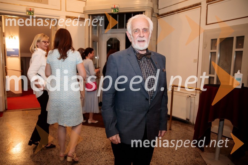  Mitja Meršol, nekdanji poslanec in dolgoletni urednik časopisa DeloVeliki diktator, premiera drame