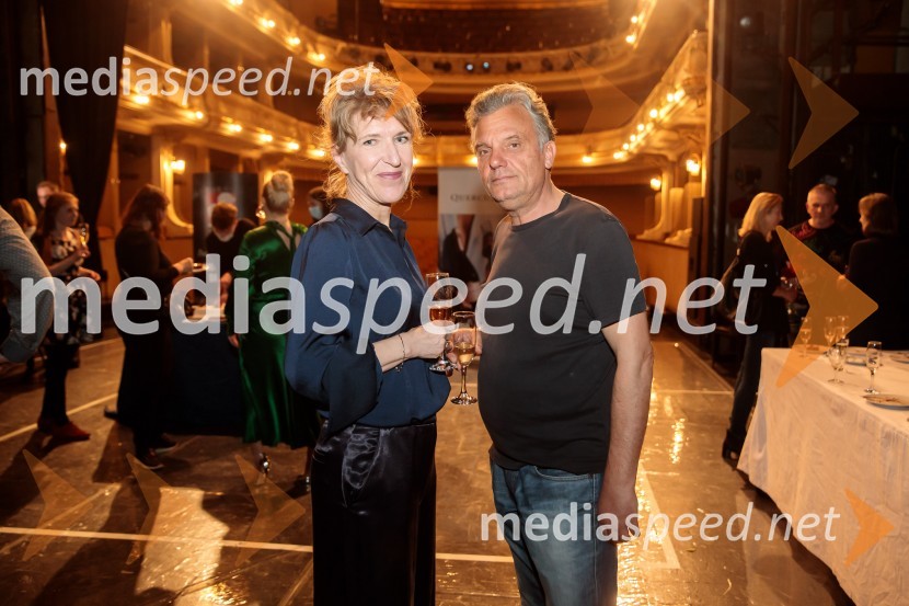  Vesna Jurca Tadel, ravnateljice SNG Drama Ljubljana;  Valter Dragan, igralecVeliki diktator, premiera drame