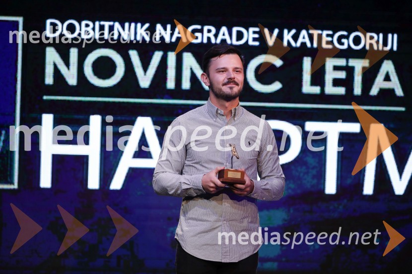  Žan Hauptman, pevec, klaviaturistZlata piščal 2022, podelitev glasbenih nagrad