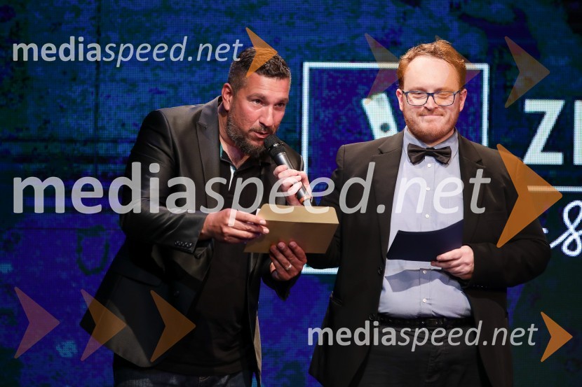  Boštjan Dermol, pevec;  Juš Milčinski, improvizator, programski direktor Doma kulture KamnikZlata piščal 2022, podelitev glasbenih nagrad